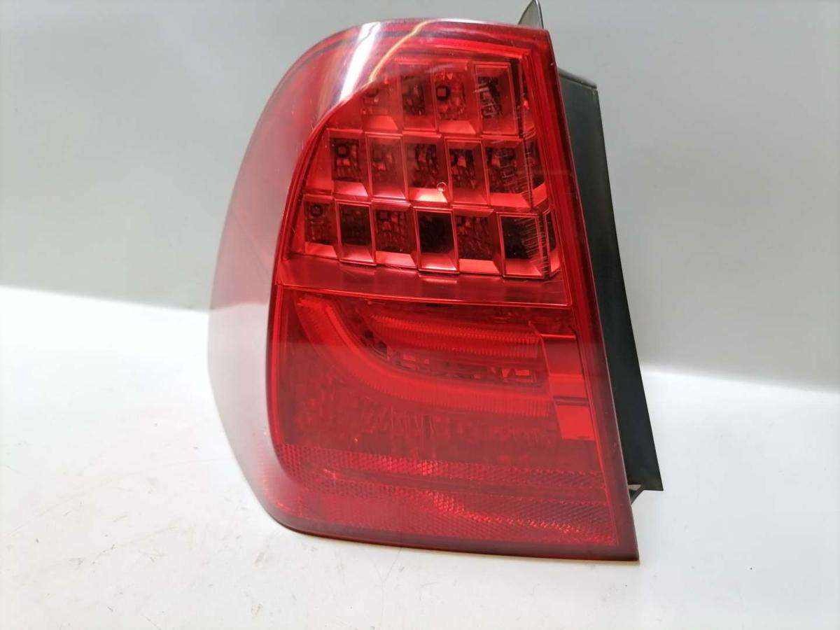 BMW 3er E91 Bj.2012 original Rücklicht Rückleuchte Schlussleuchte links außen LED Kombi Facelift